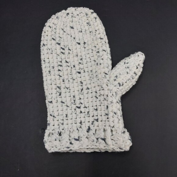 Crochet Eco-Friendly Spa Set 11 Pieces Cloth Pads Mitt Pouches White Gray New - Picture 2 of 15